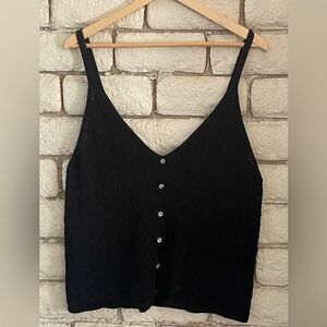 Knit sweater like tank top v-neck Size 2XL Women’s black knit blouse